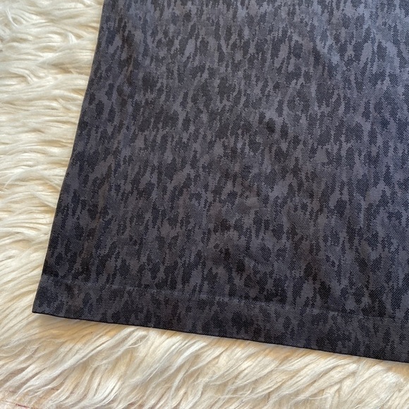 Athleta Momentum Seamless Allure Leopard Print Racerback Tank sz XS - Picture 7 of 11